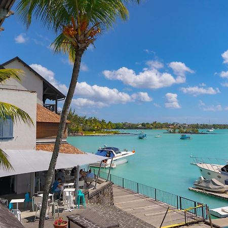 Beachfront Luxurious Stunning Sunset Boulevard Apartment, Grand Baie Exterior foto
